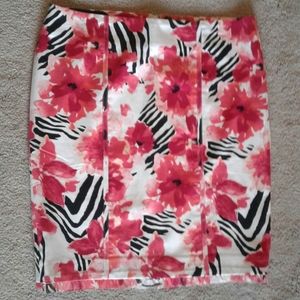 White House Black Market pencil skirt